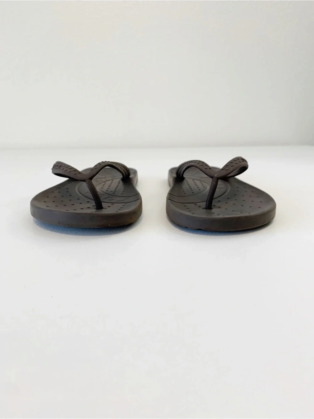CROCS Kid's Crocband Flip Flop Sandals ~ J3 (2M/4W)
